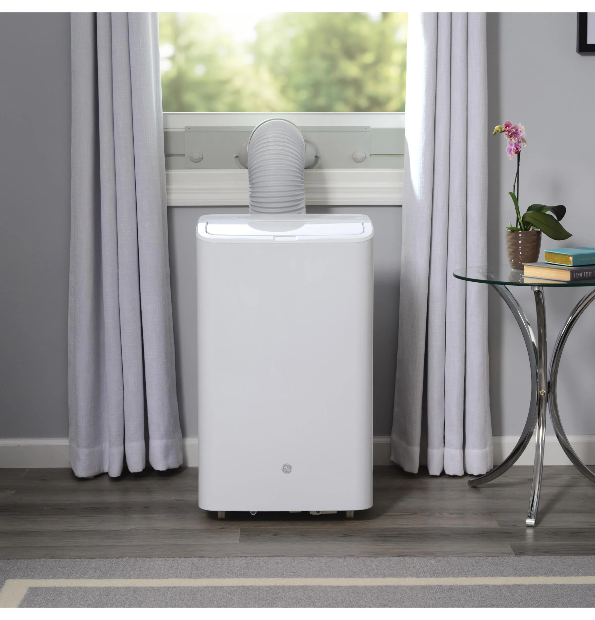 APCD08JASW GE® 8,500 BTU Portable Air Conditioner with Dehumifier and Remote, White