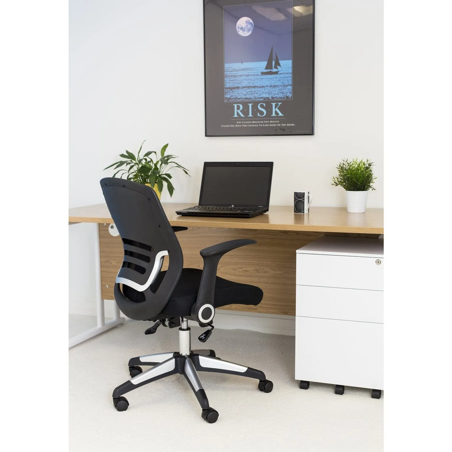 Carbon Mesh Chair