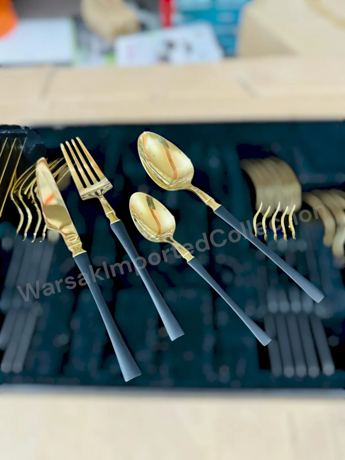New Model 24pcs Edged Design Cutlery Set