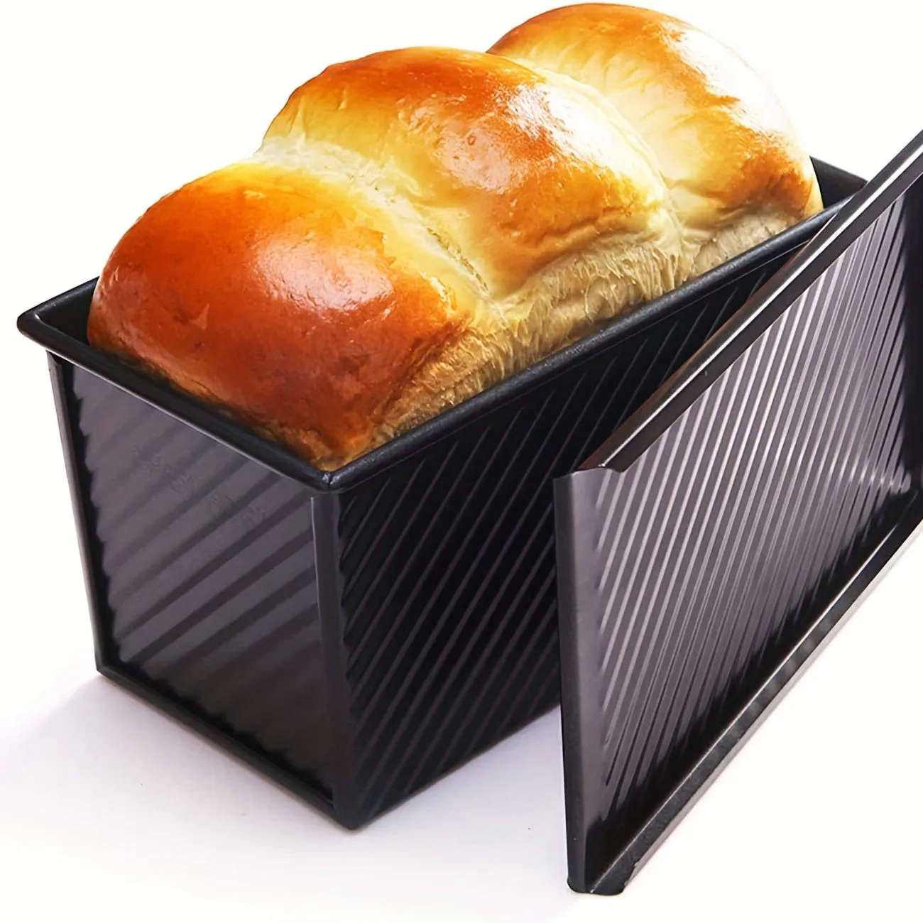 NonStick Bread Loaf Pan with Lid  Essential Baking Tool
